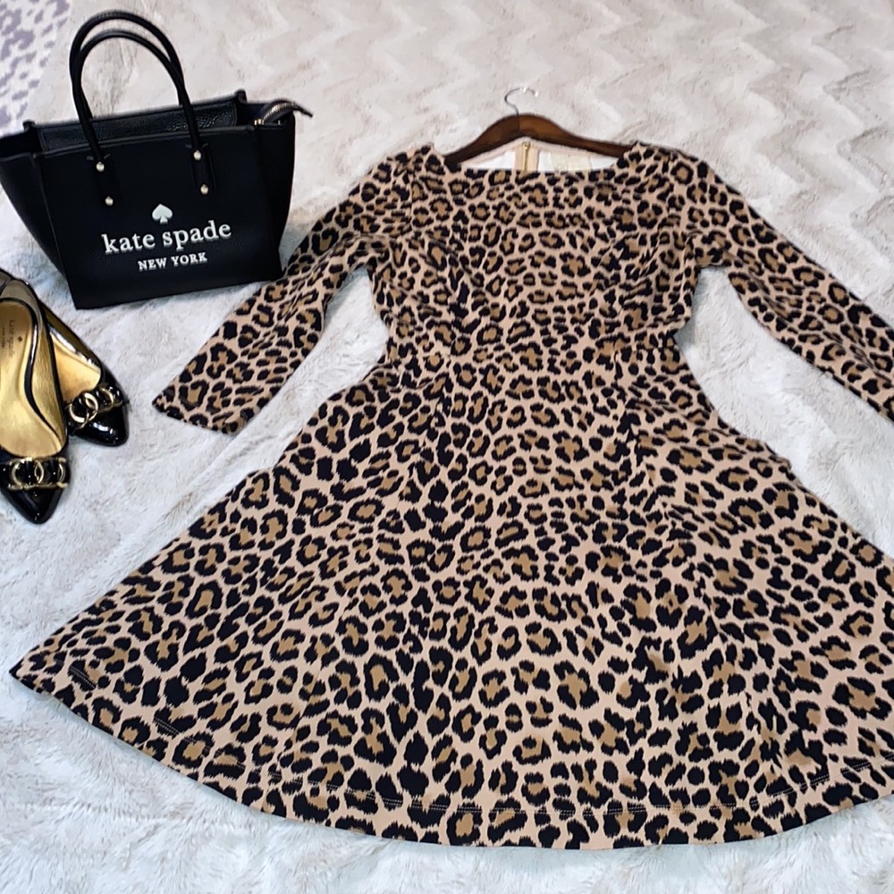 What a fun dress! Kate Spade - Leopard Boat
Neck Sheath Dress NWOT Size 2